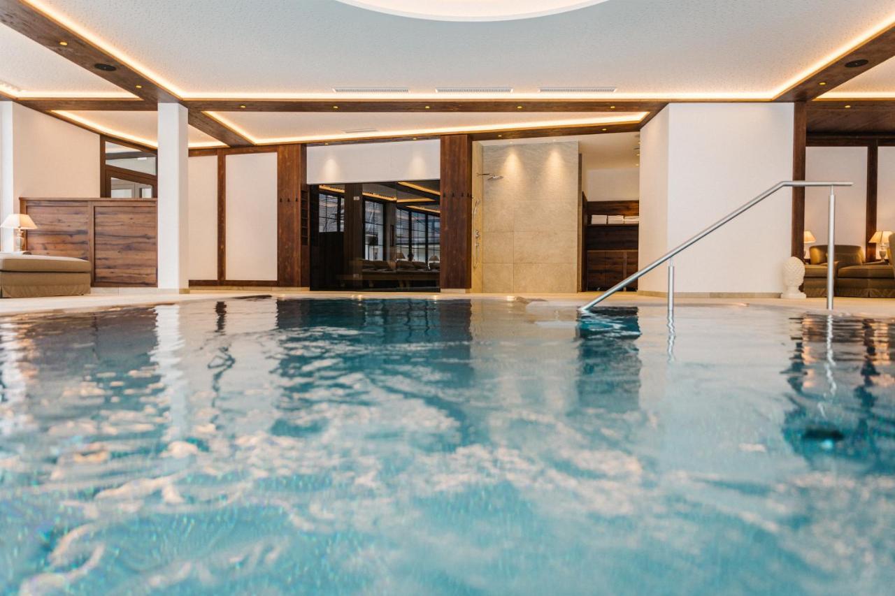 Hotel Braeu Цель-ам-Циллер Экстерьер фото